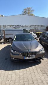 BMW F10 525d - BMW 525: 525d F10