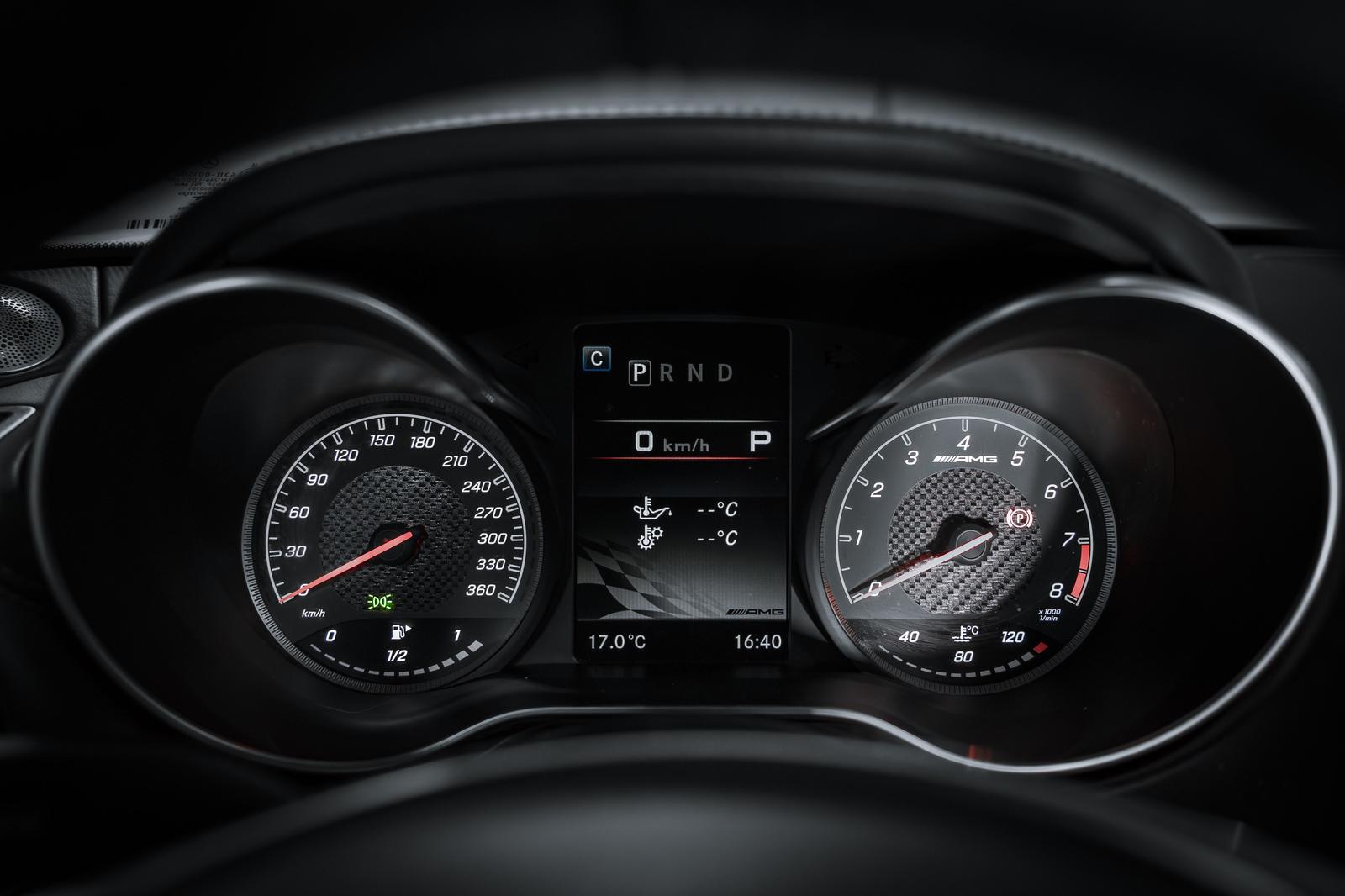 Mercedes-Benz AMG GT S Night Paket Performance Sitze