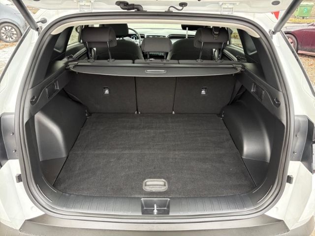 Fahrzeugabbildung Hyundai Tucson Trend Plug-In Hybrid 4WD +KLIMA+LED+RFK+S