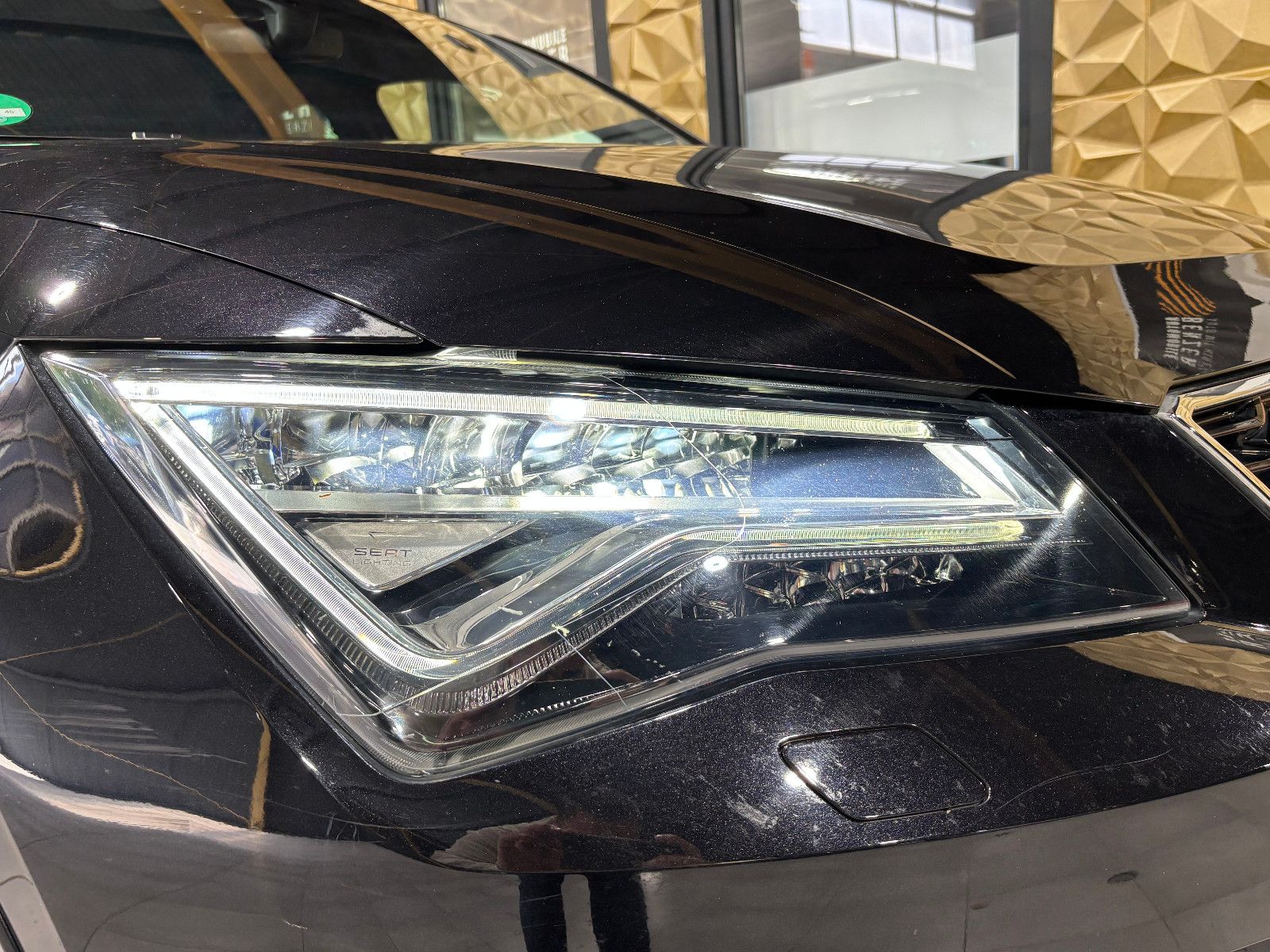 Fahrzeugabbildung SEAT Ateca FR'/LED/NAVI/KAMERA/ALCANTARA/ASSIST