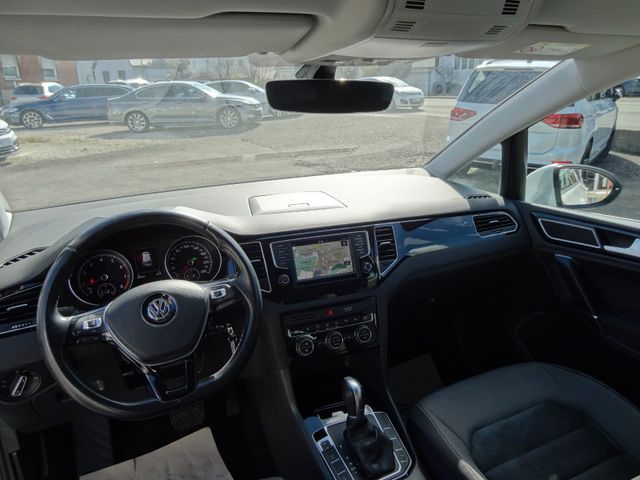Fahrzeugabbildung Volkswagen Golf Sportsvan/Highline/1.Hand/DSG/Navi/Xenon/