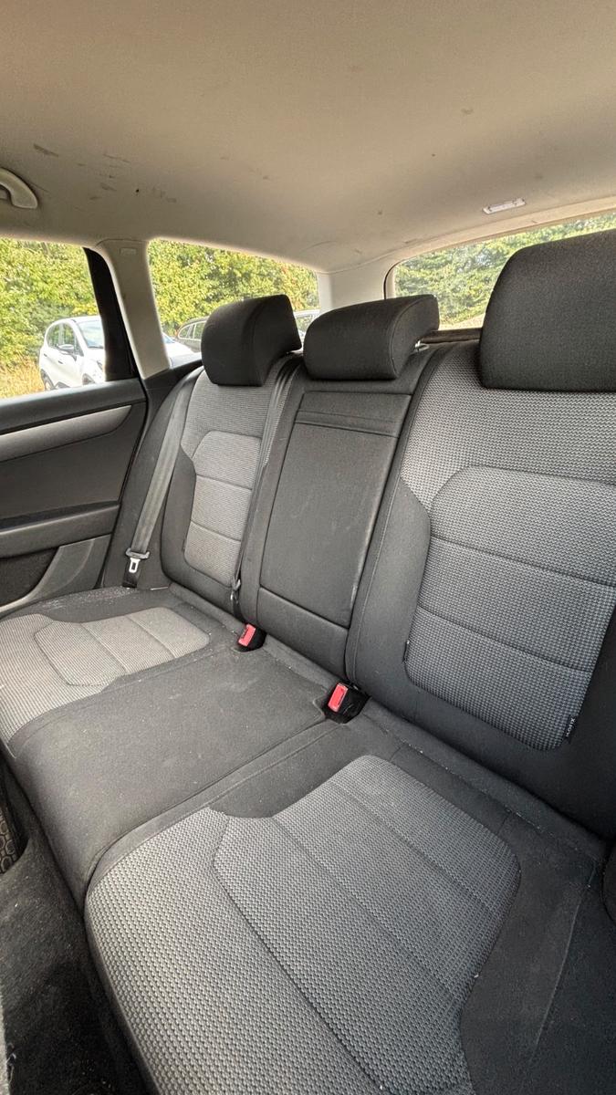Volkswagen Passat 2014 — photo 18