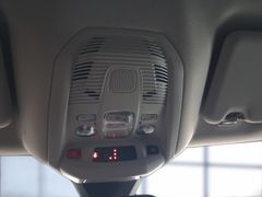 C5 Aircross Hybrid 145 ë-DCS6 MAX C5 Aircross Hybrid 145 ë-DCS6 MAX