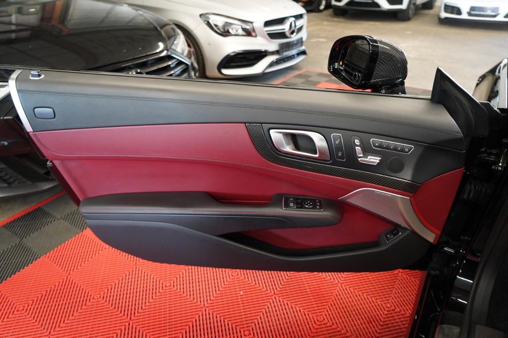 Mercedes-Benz SL 63 AMG