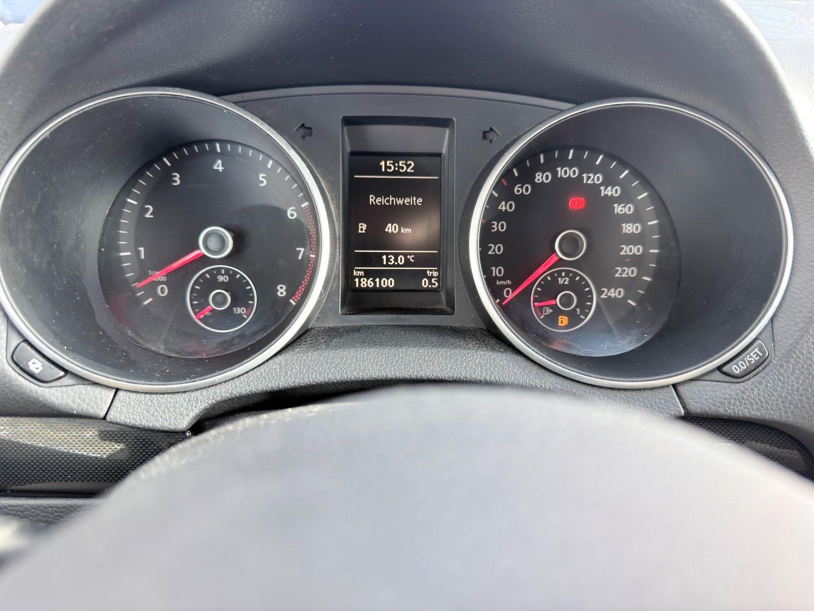 Volkswagen Golf 2010 — photo 15