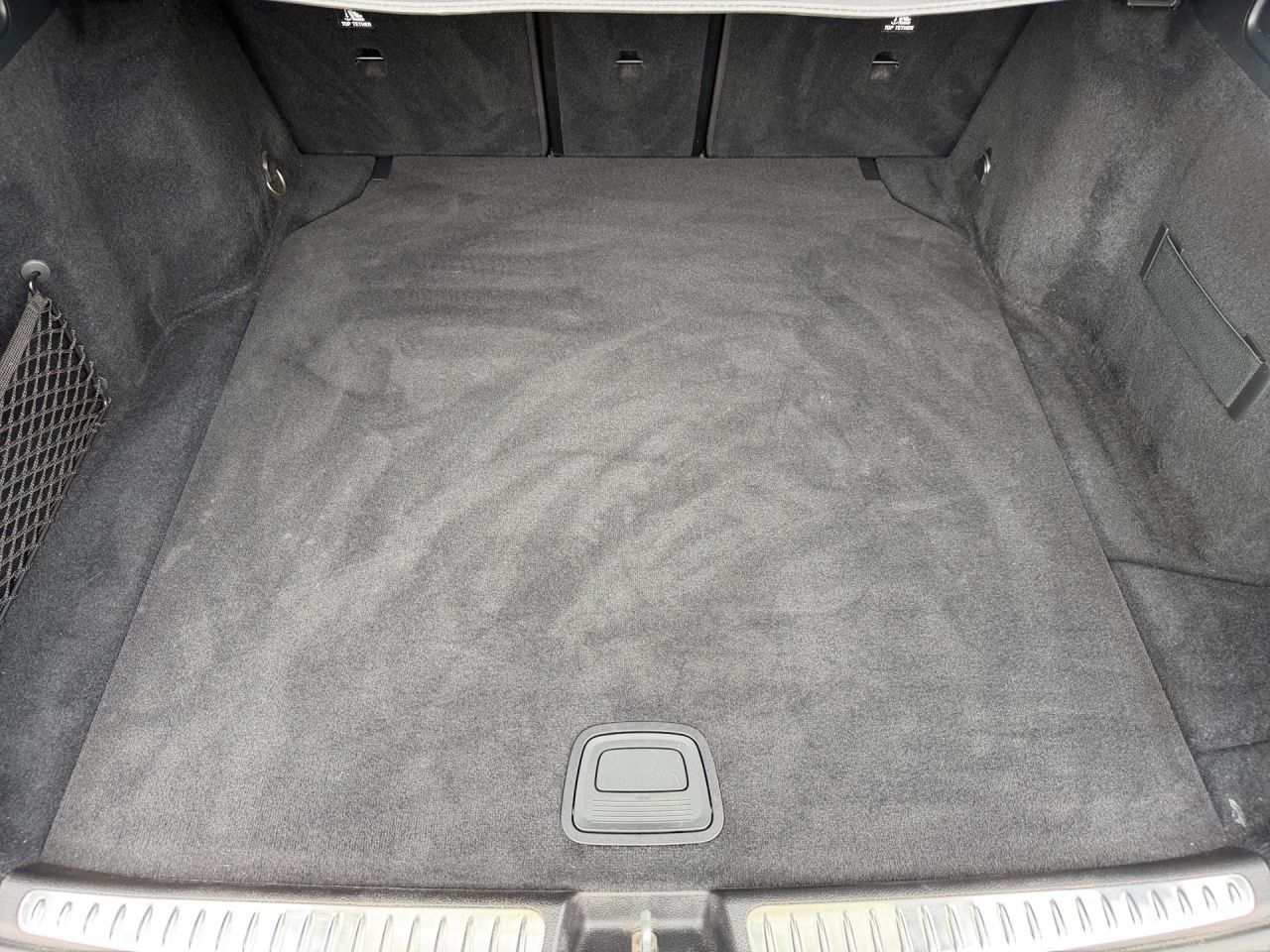 Fahrzeugabbildung Mercedes-Benz C 43 AMG 4M T NIGHT+PANO+AHK+PERF.-SITZE+MATT++