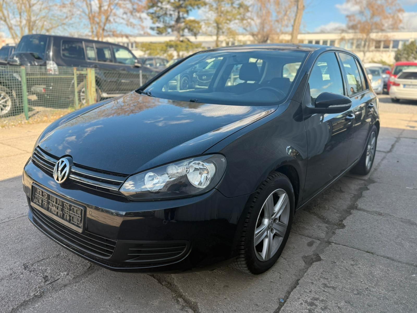 Volkswagen Golf 1.4 TSI 90 kW*NAVI*PDC*AUTOMATIK*TÜV NEU*AL