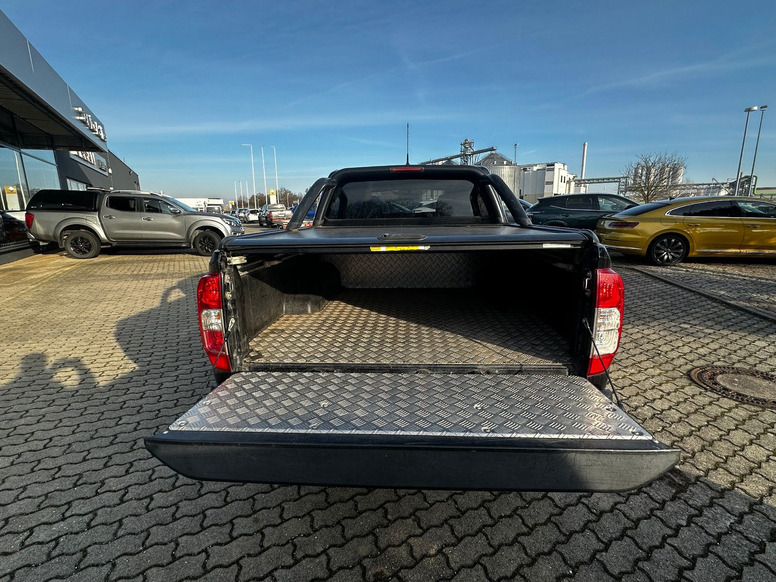 Fahrzeugabbildung Nissan Navara NP300 N-Connecta Double Cab 4x4