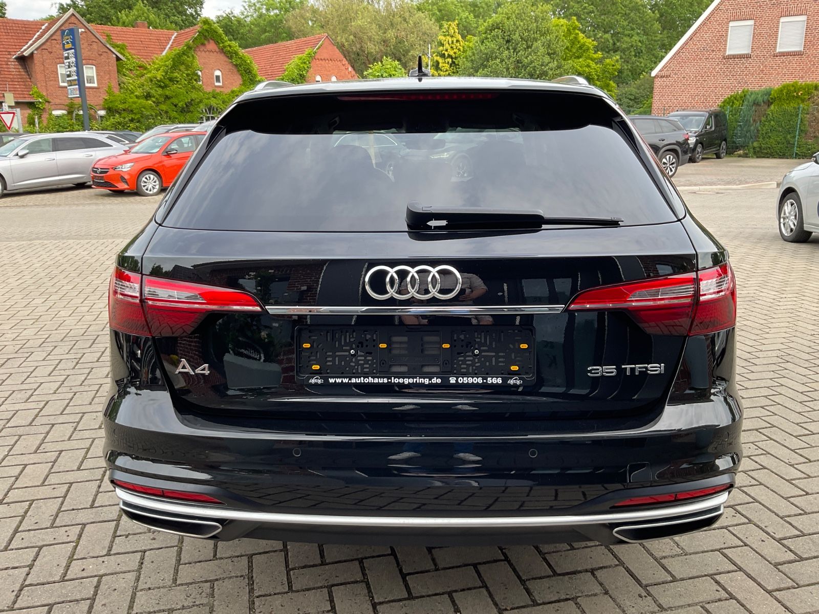 Fahrzeugabbildung Audi A4 35 TFSI S tronic Avant,CarPlay,ACC,Kamera