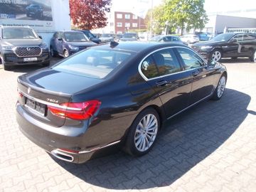 BMW 730 - 5