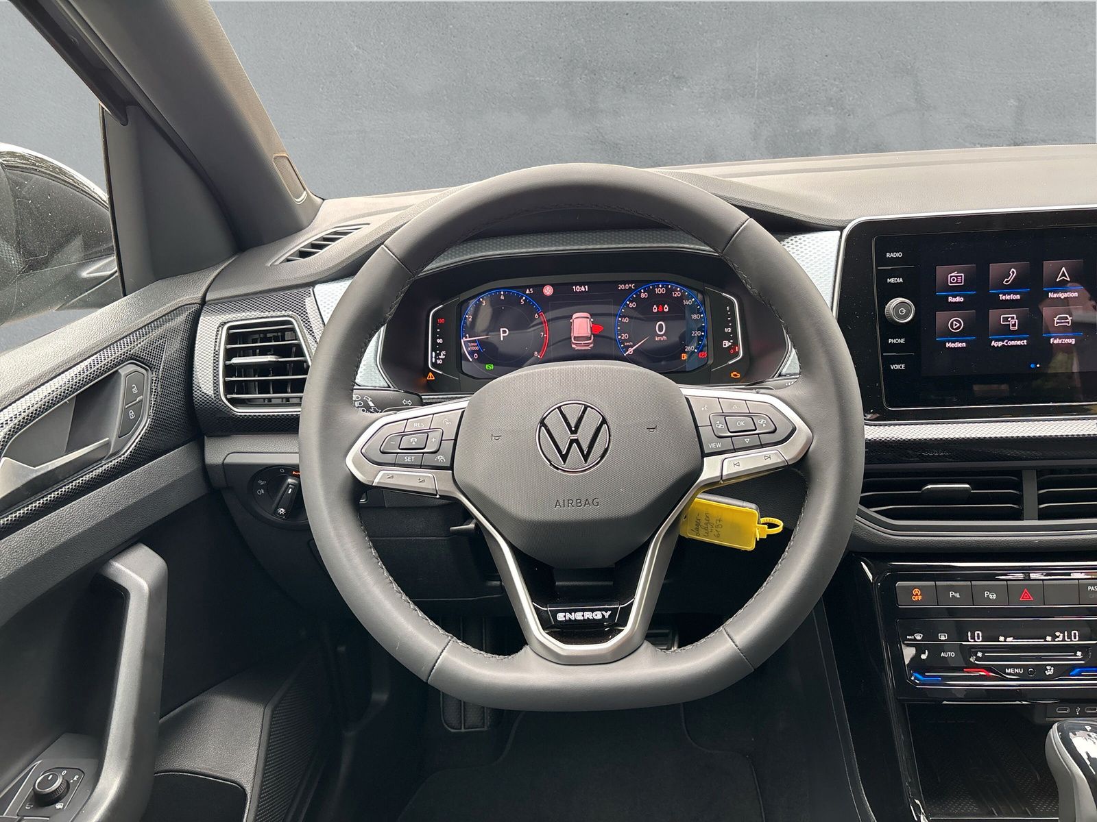 Fahrzeugabbildung Volkswagen T-Cross Life 1,5 110 kW 7-Gang DSG Energy