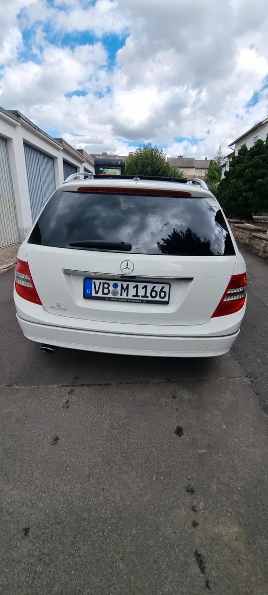 Mercedes-Benz C250 2010 — photo 7