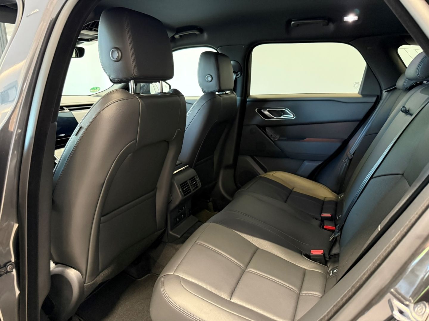 Land Rover Range Rover Velar - Bild 16