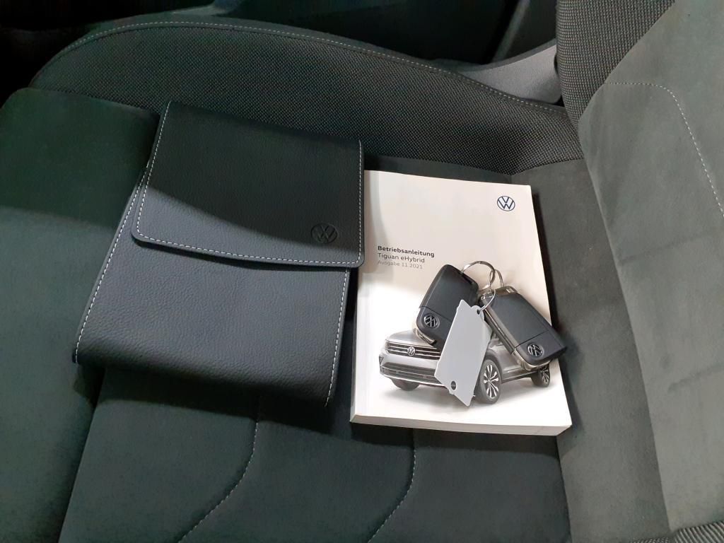 Volkswagen Tiguan Elegance 1.4TSI eHybrid 180kW AHK*PDC*RFK