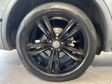 Volkswagen Tiguan Allspace 2.0 TDI DSG R-Line Black NAV+ACC - Volkswagen Tiguan Allspace in Oldenburg