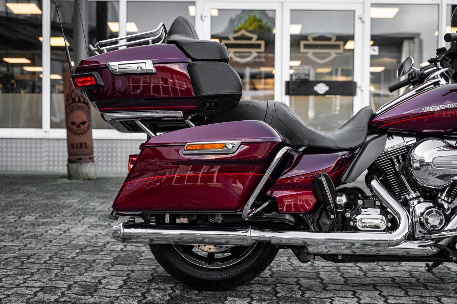 Fahrzeugabbildung Harley-Davidson E-Glide Ultra 103 cui FLHTKL  - Kesstech -