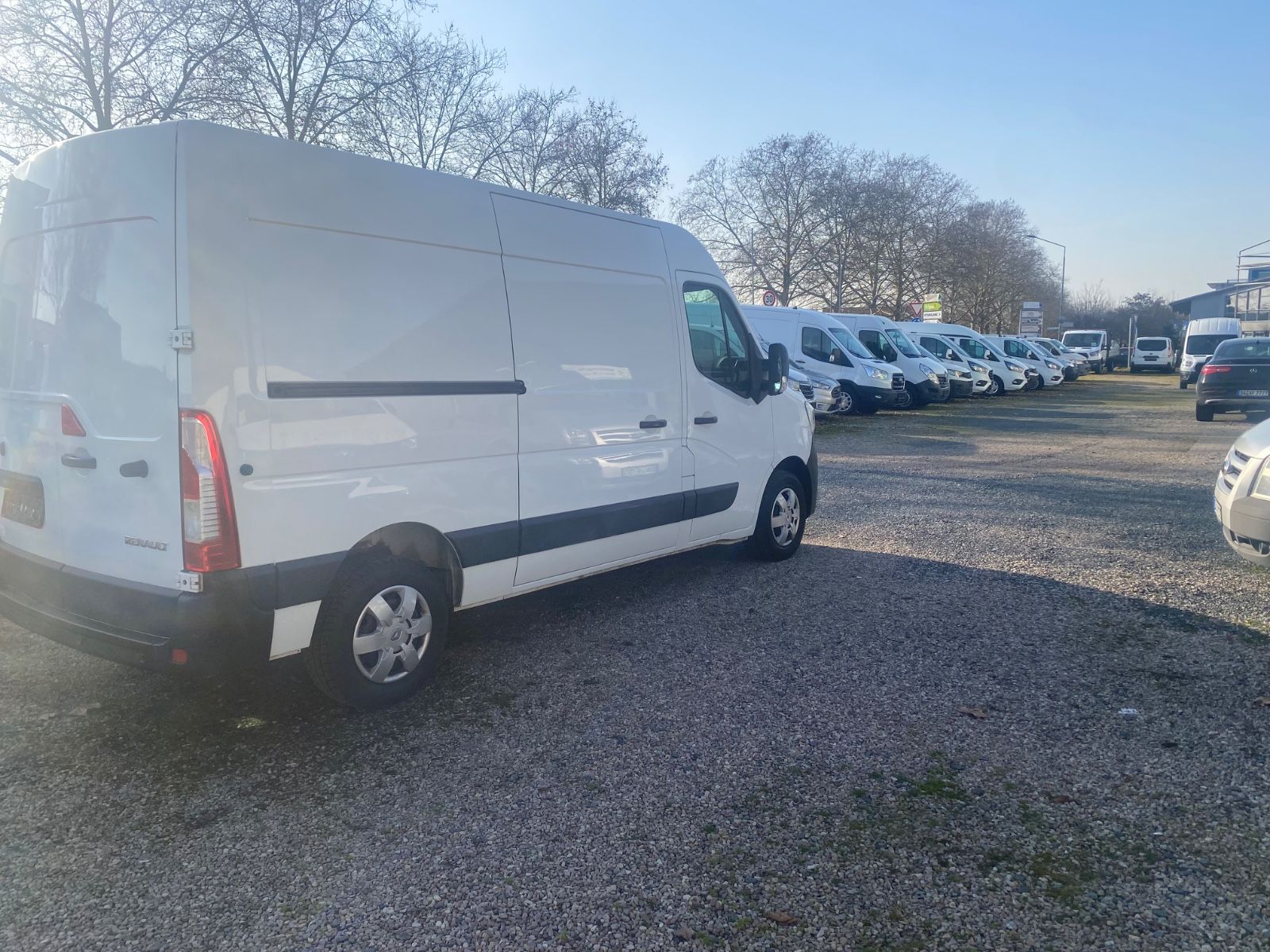Fahrzeugabbildung Renault Master III Kasten L2H2 HKa 3,5 Komfort,56302KM