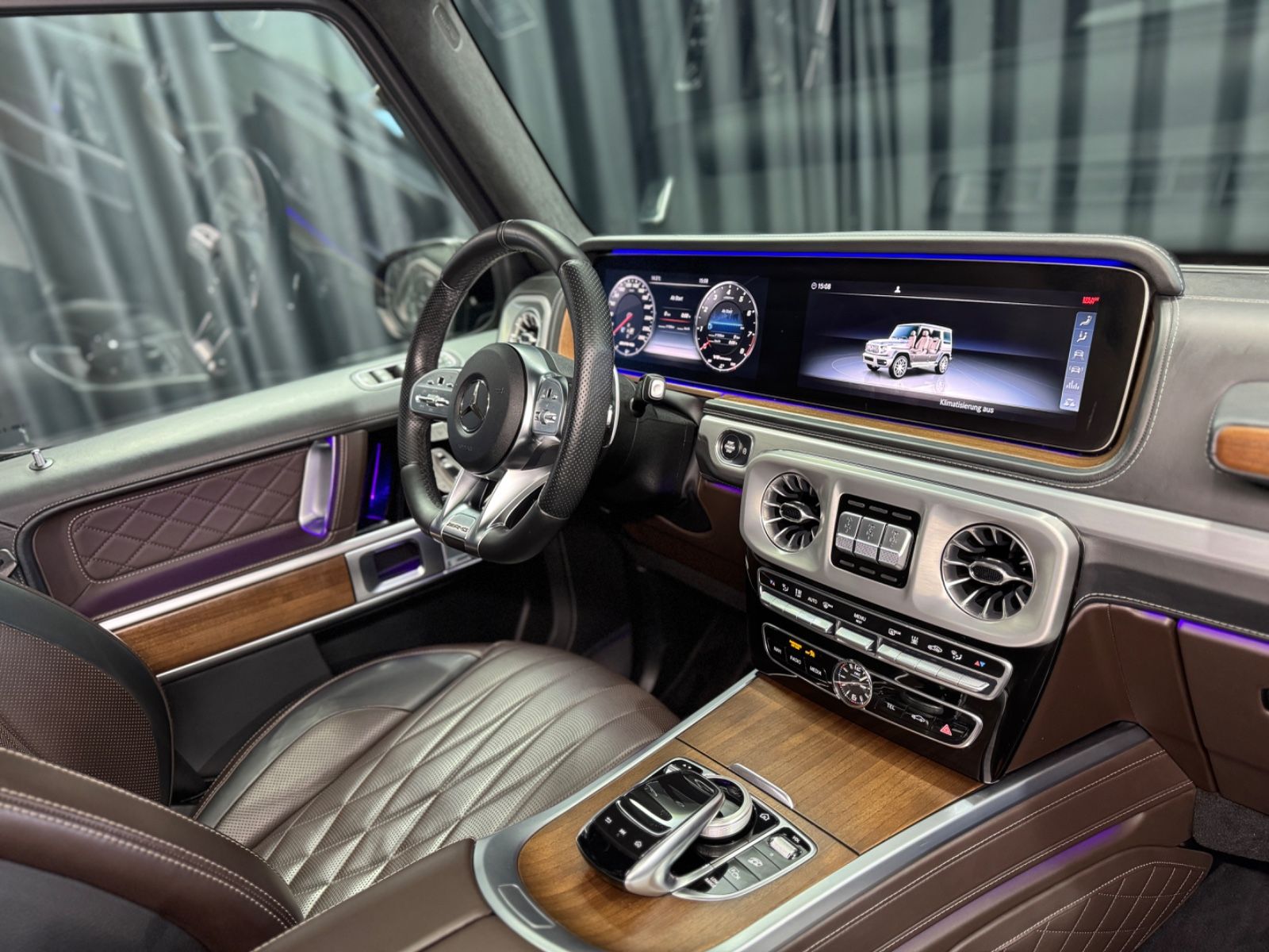 Fahrzeugabbildung Mercedes-Benz G 63 AMG|PERFORMANCE|MASSAGE|AMG-DRIVER|VOLL