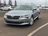 Skoda Superb Combi Style - Skoda Superb: Automatik