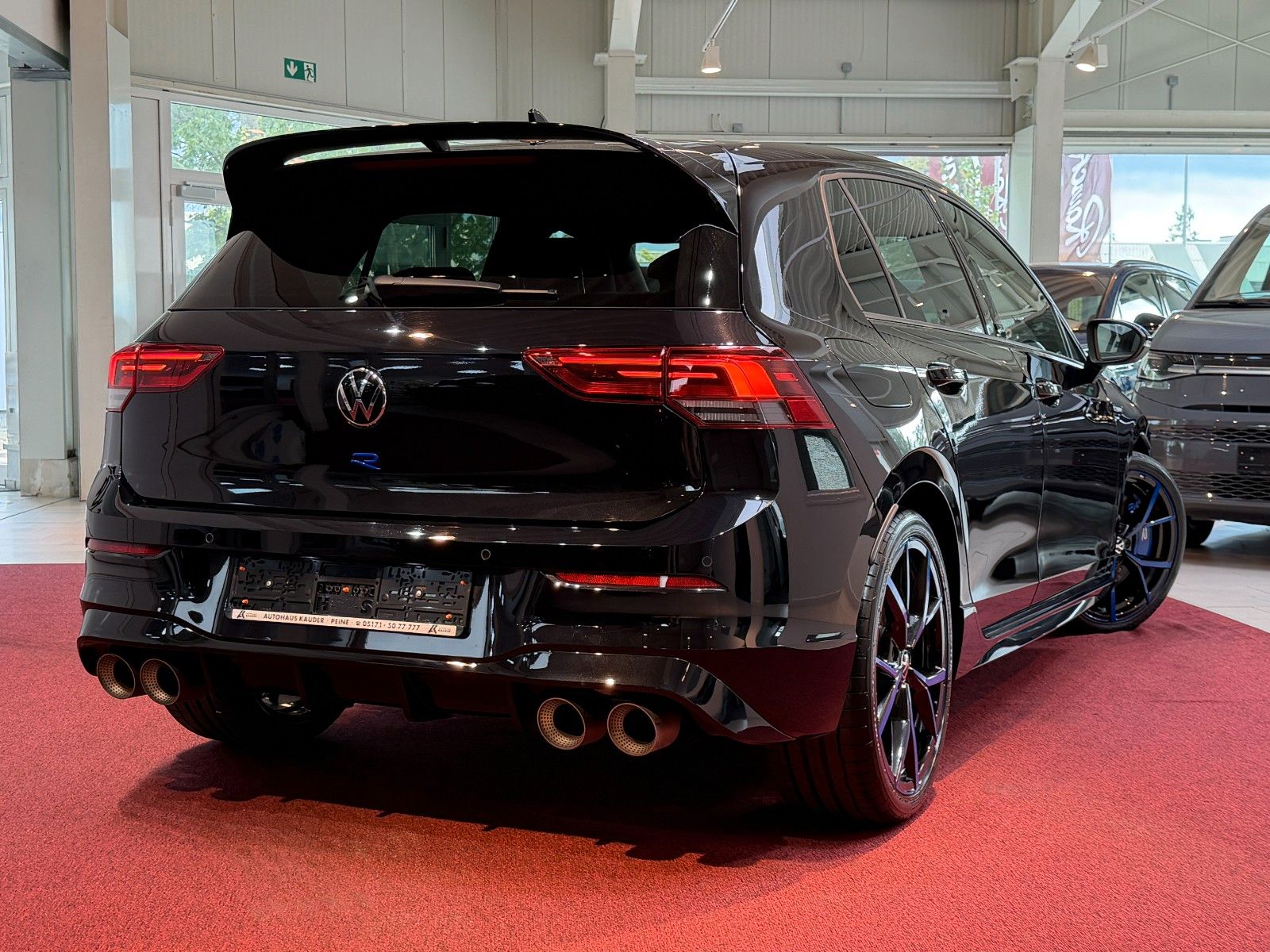 Volkswagen Golf 2.0 TSI 4Motion DSG R Performance 20 Years foto 4