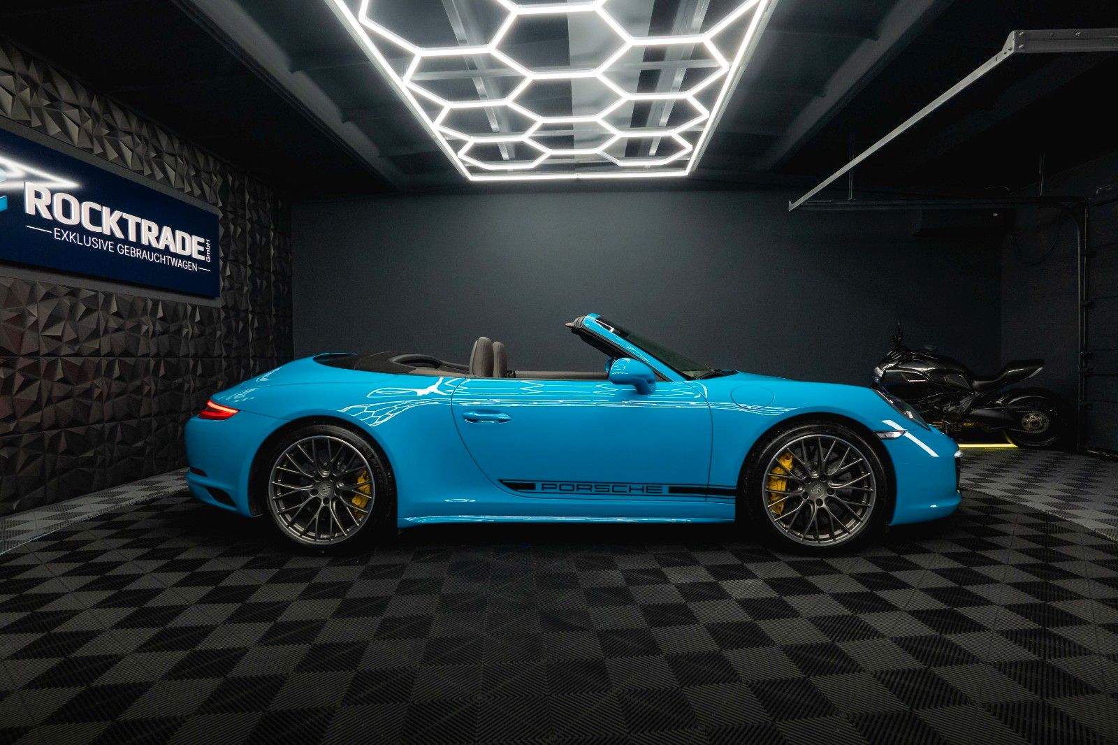 Fahrzeugabbildung Porsche 991.2 911 Carrera 4 S GTS Cabrio *Lift*Keramik*