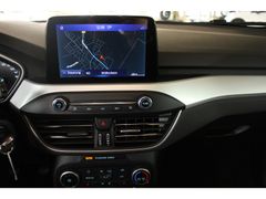 Fahrzeugabbildung Ford Focus Cool & Connect,Top-Ausstattung,Top