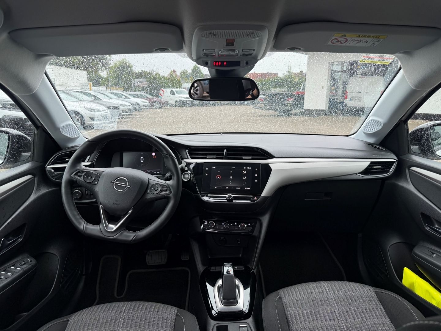 Fahrzeugabbildung Opel Corsa-e F Edition SHZ+LHZ+Kamera+11KW Charger