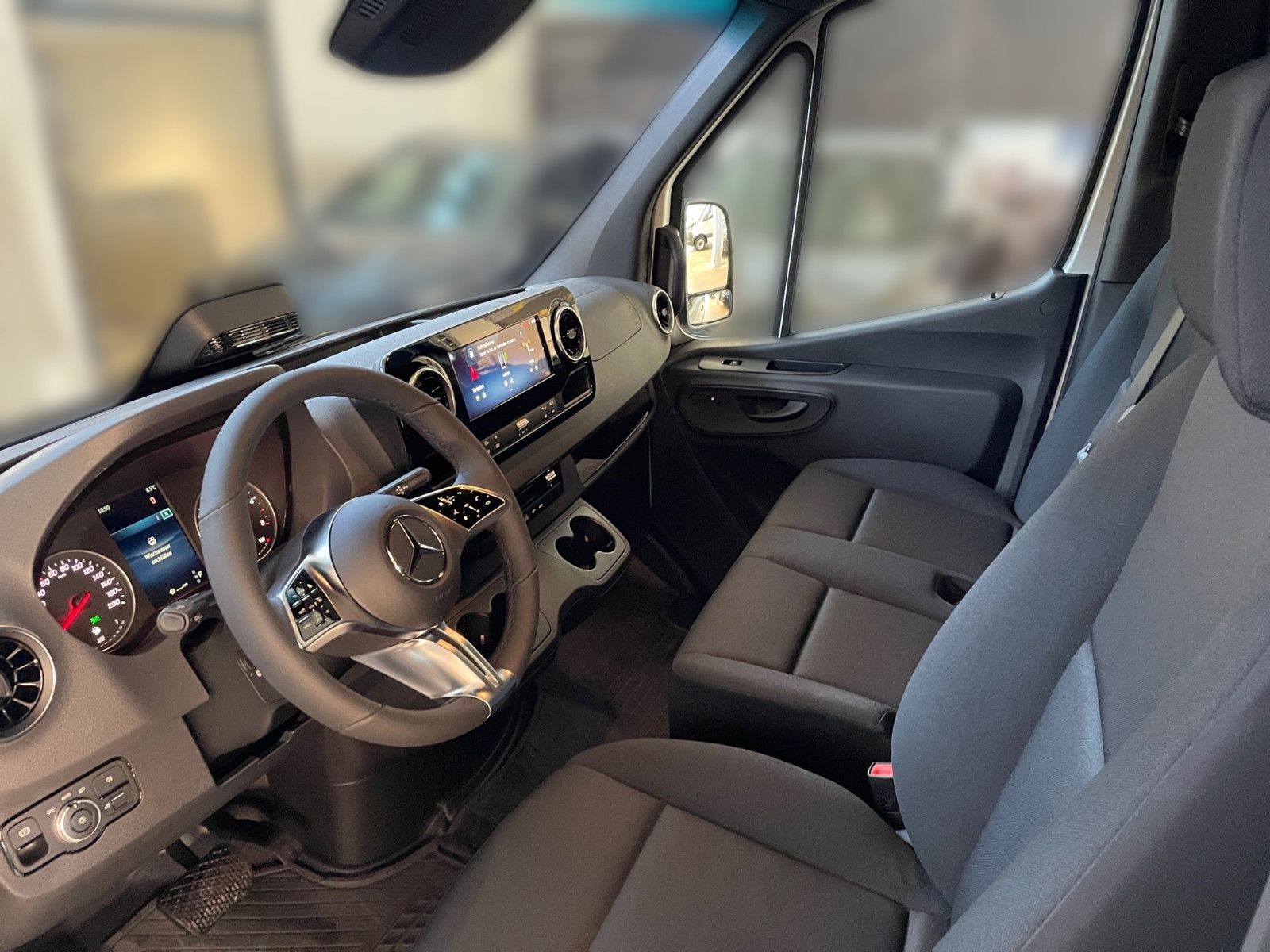 Fahrzeugabbildung Mercedes-Benz Sprinter 315 Kasten PRO L3H2 LED AHK Lenkradhzg