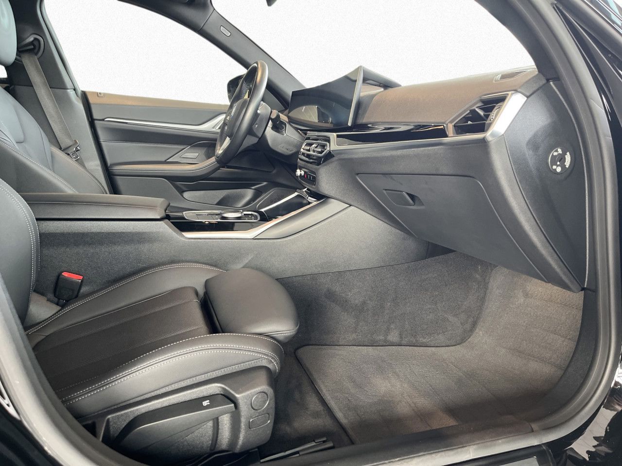 BMW i4 - Bild 12