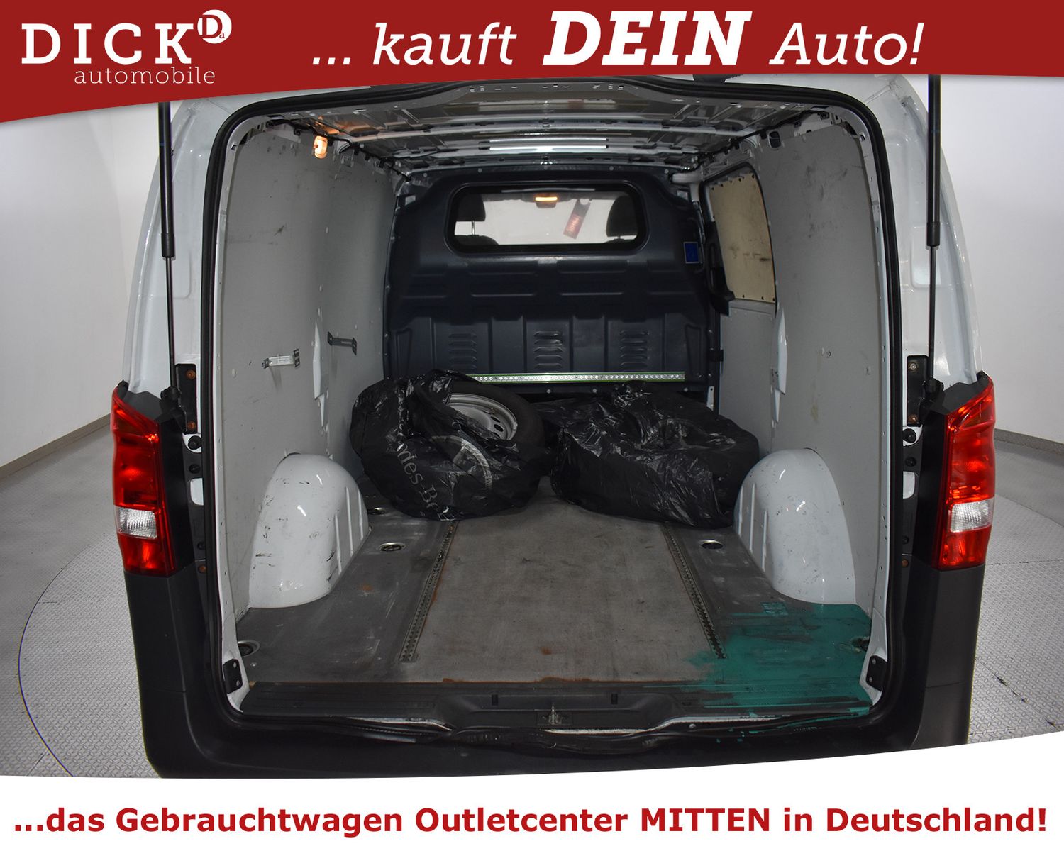 MERCEDES-BENZ 116d RWD Lang SITZHZ+PARKASS+TEMP+AHK+8FACH+MFL - Image 16