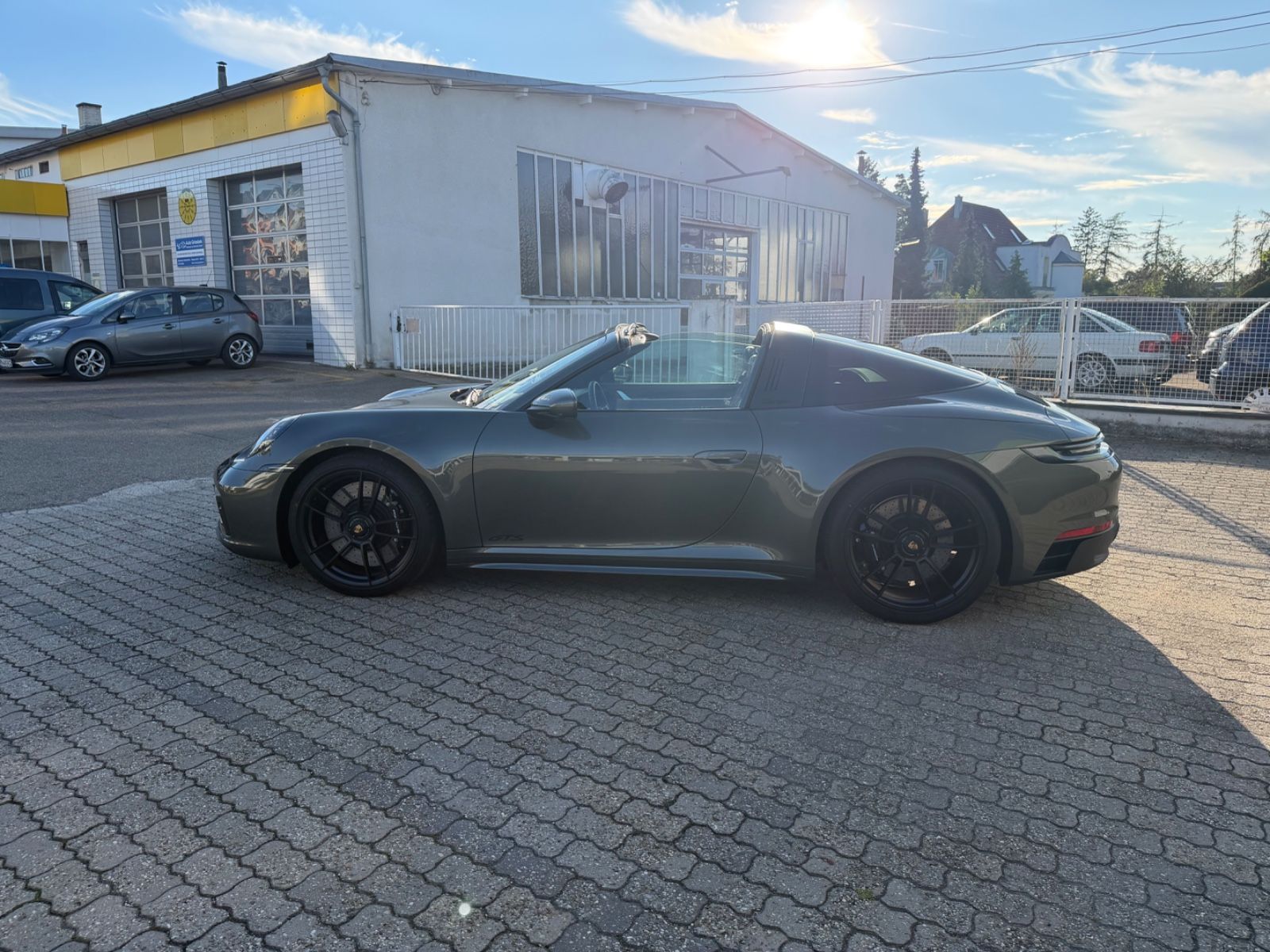 Porsche 992 Targa 4 GTS 3