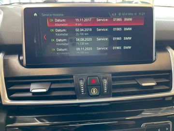 BMW 220i Tourer Sport Line *HUD*TÜV NEU*1.HAND*