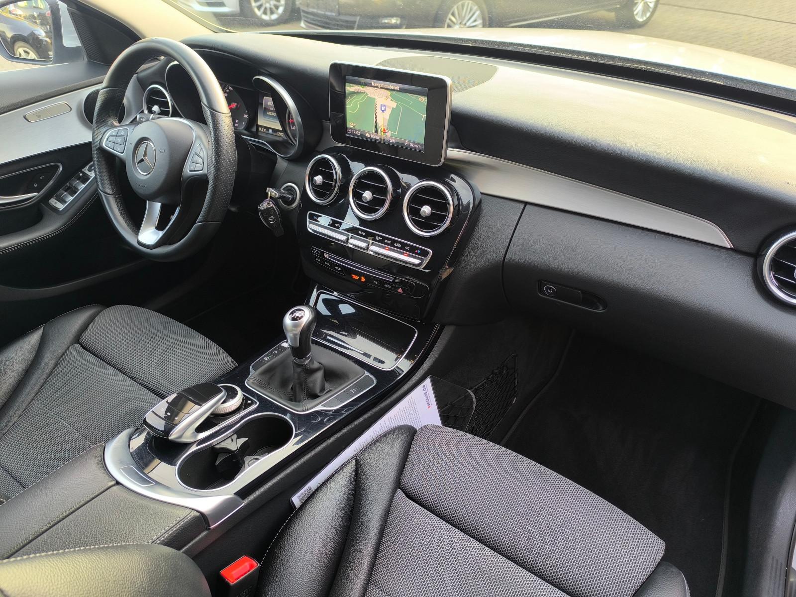 Mercedes-Benz C 180 C T-Modell C 180 CGI Avantgarde