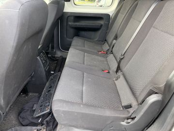 Volkswagen Caddy - 11