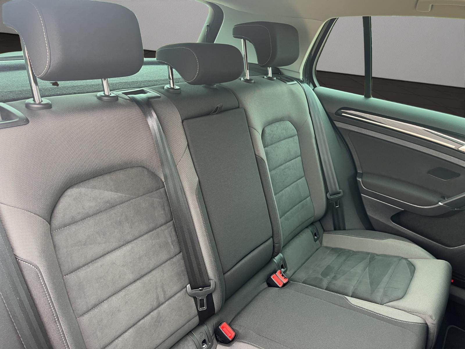Volkswagen Golf 7 Lim. Highline/LED/ACC/AHK, миниатюра 12