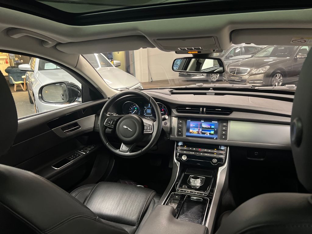 Jaguar XF Prestige/ 1.HAND/ 84.tKM/ 2016/ GARANTIE/ Jaguar XF Prestige/ 1.HAND/ 84.tKM/ 2016/ GARANTIE/