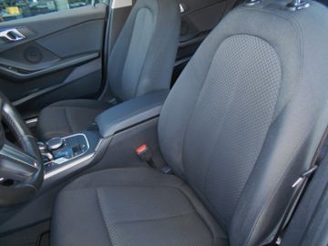 BMW 118 - 9