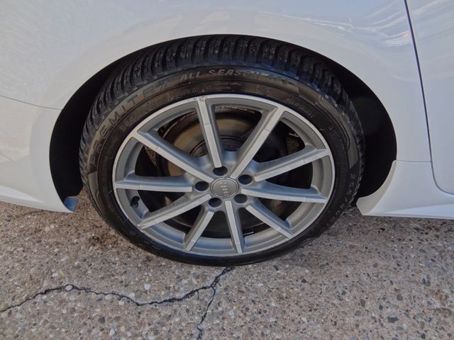 Fahrzeugabbildung Audi A6 Avant 2.0TDI quattro/2xSline/Pano/Leder/Matri