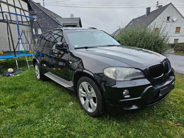 BMW X5 //TÜV NEU// 7-sitze/ Front+Rückfahr...