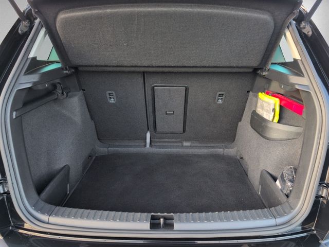 Karoq 1.5 TSI DSG TOUR LED+NAVI+GRA+PDC+SHZ+KLIM