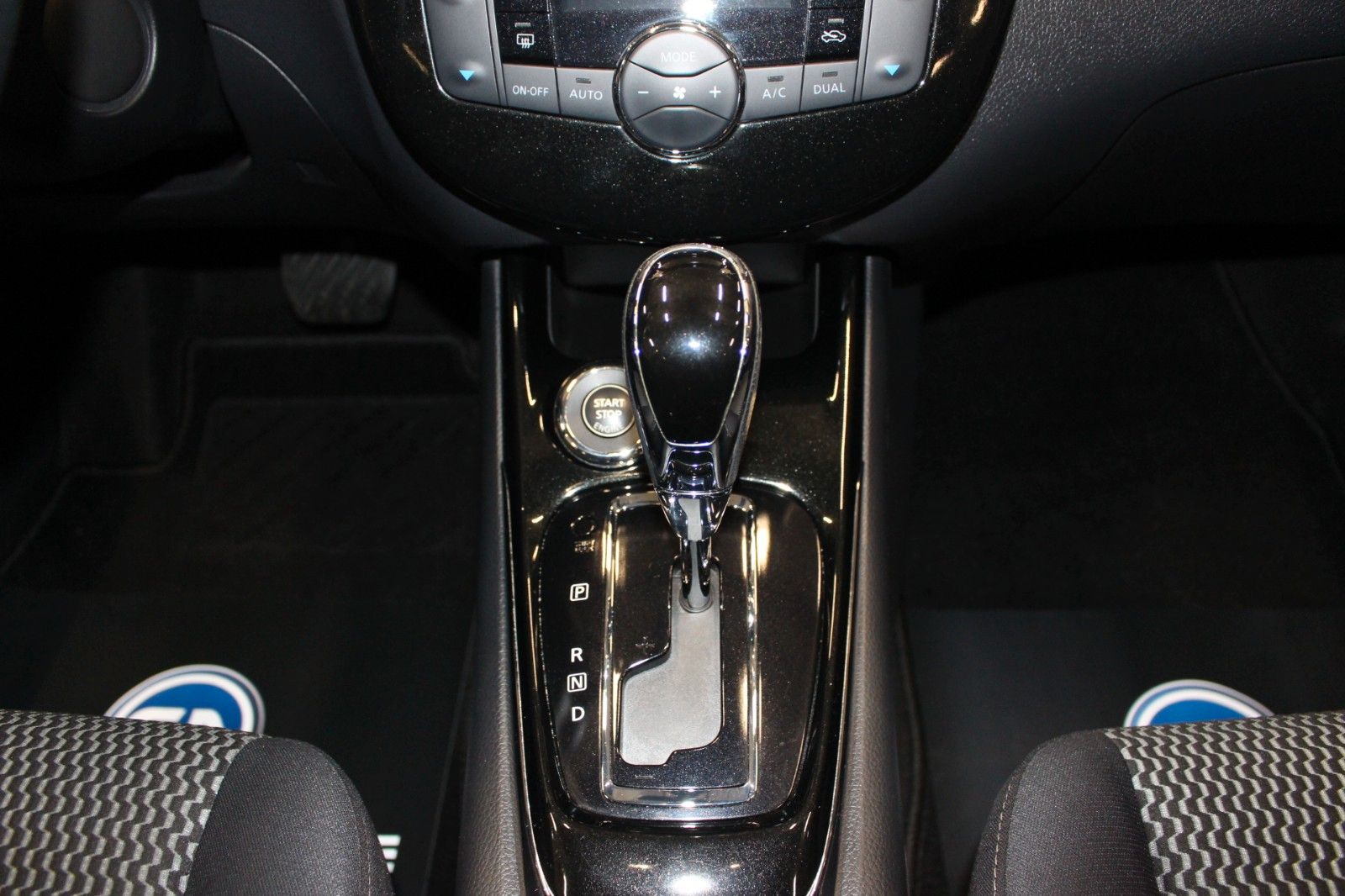 Fahrzeugabbildung Nissan Pulsar 1.2 DIG-T N-TEC Xtronic*Kamera*Navi*2Hd