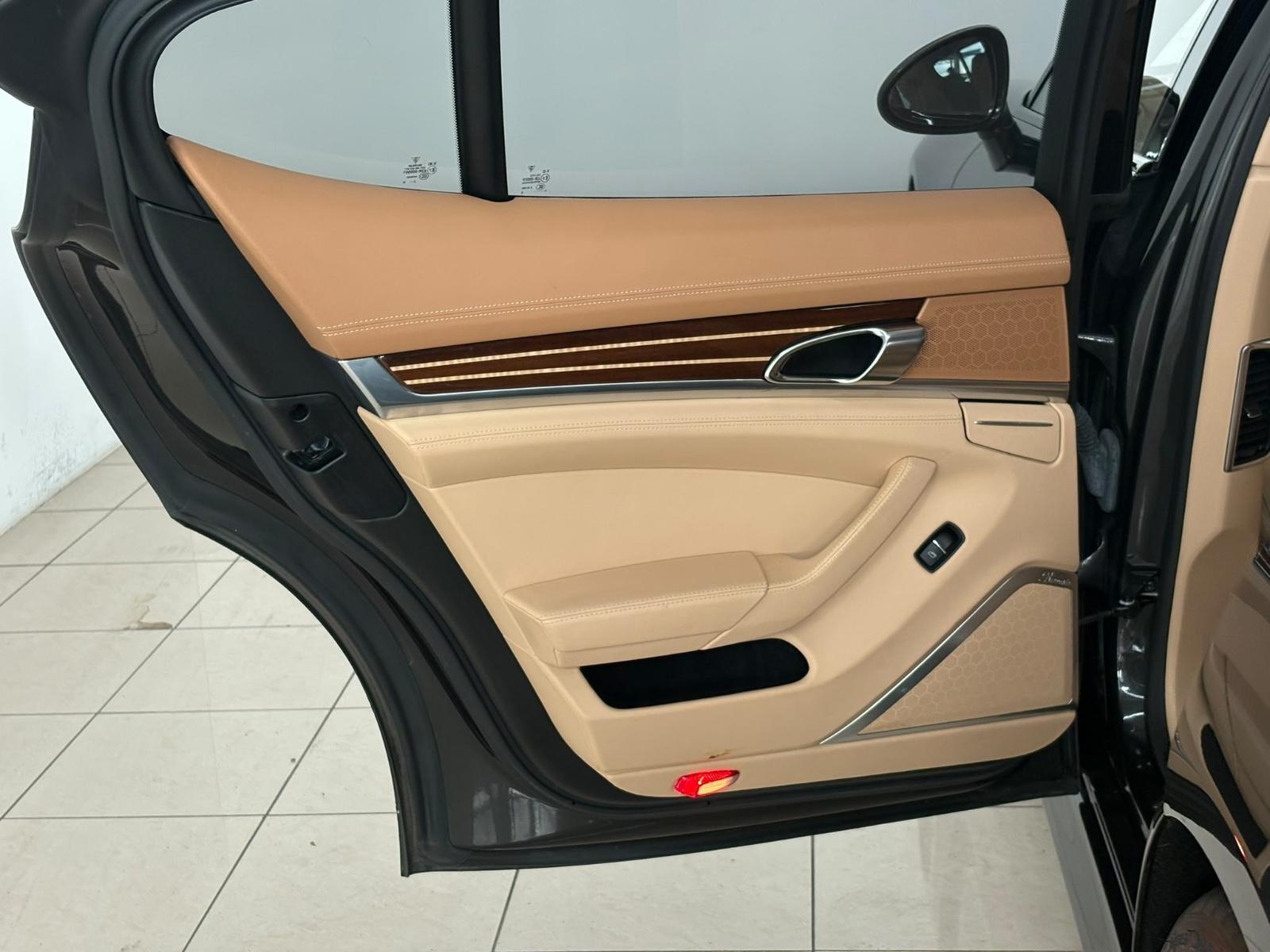 PORSCHE PANAMERA - TURBO - 500 CV - HAYON ÉLECTRIQUE