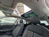 VW T-Roc 1.5 TSI DSG Style ACC PANO AHK PDC KAM 17