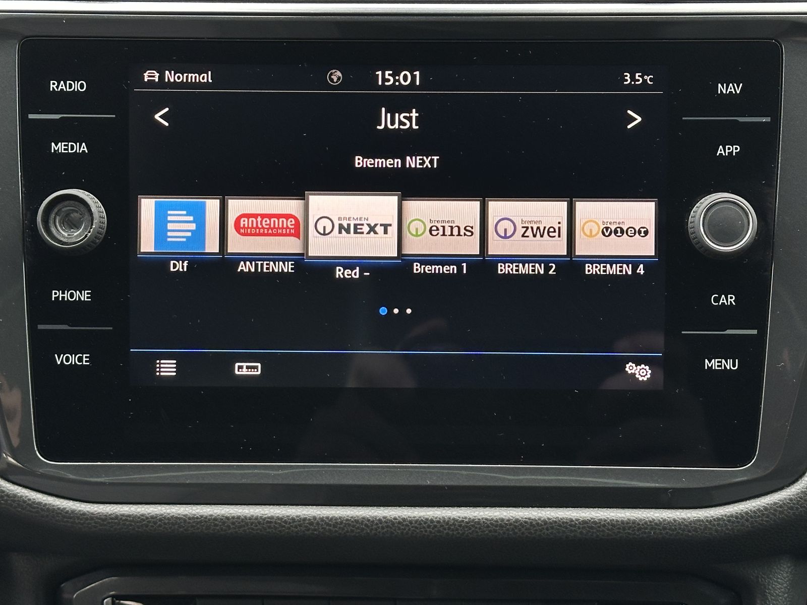 Fahrzeugabbildung Volkswagen Tiguan Allspace 4M R-Line NAV+LED+PANO+AHK+ACC