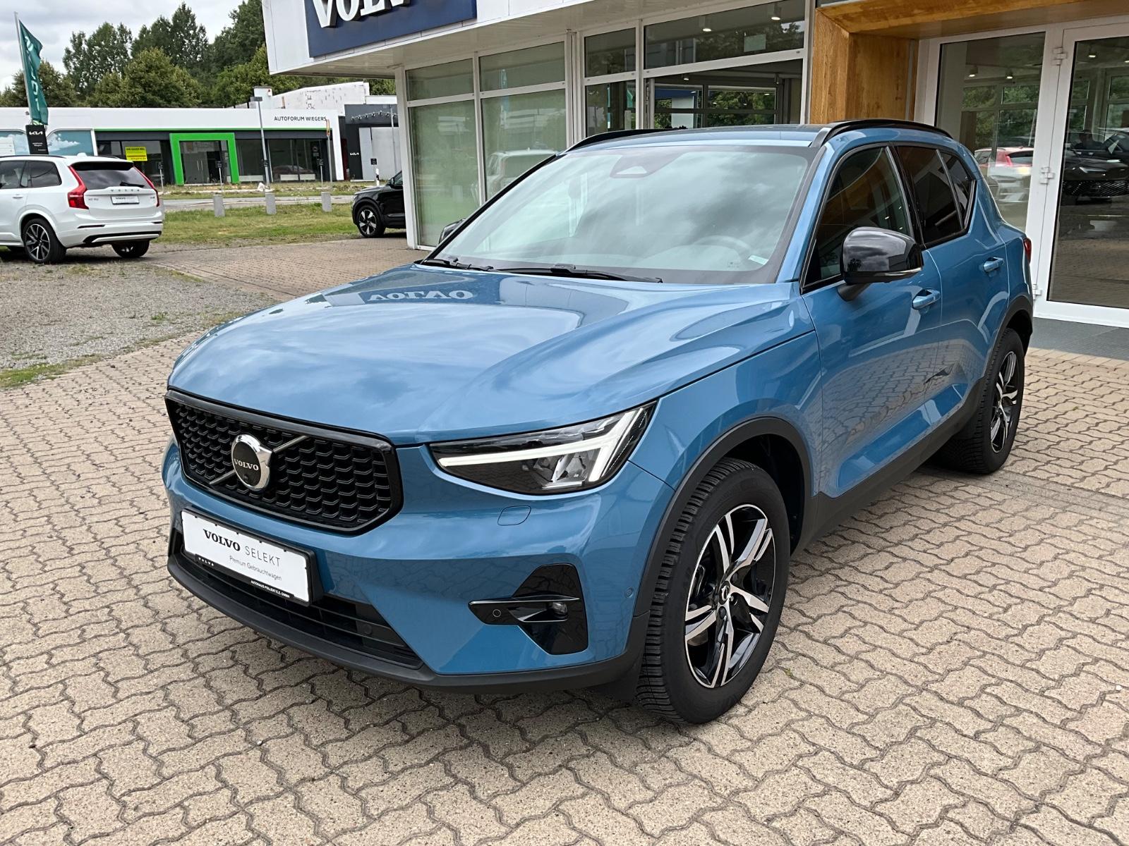 Volvo XC40 B4 Plus Dark 2WD
