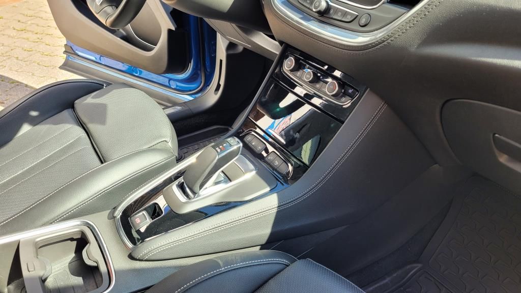 Autohaus Zimpel -  Opel Grandland X 1.6T PHEV 300PS Allrad+Navi+Sitzhzg. - Bild 9 Autohaus Zimpel -  Opel Grandland X 1.6T PHEV 300PS Allrad+Navi+Sitzhzg. - Bild 9