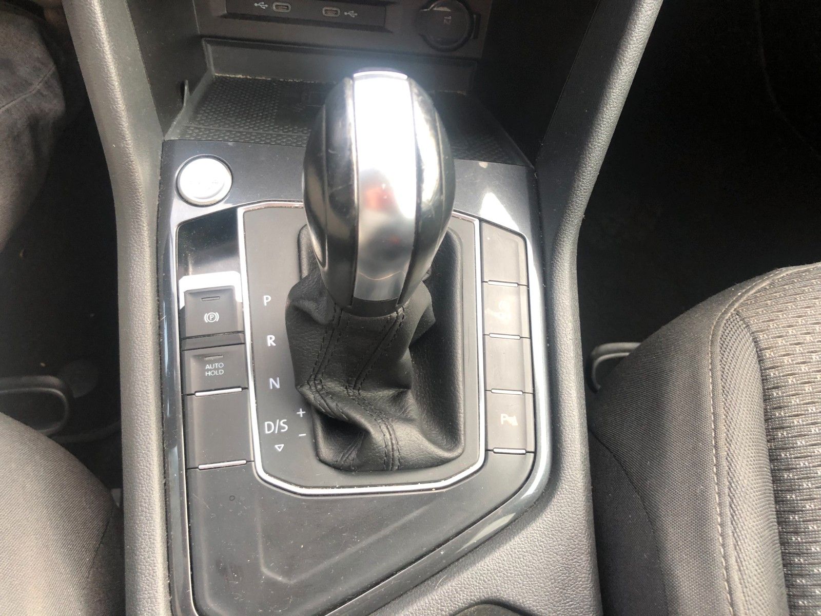 Fahrzeugabbildung Volkswagen Tiguan Allspace Comfortline 7 Sitzer/Automatik