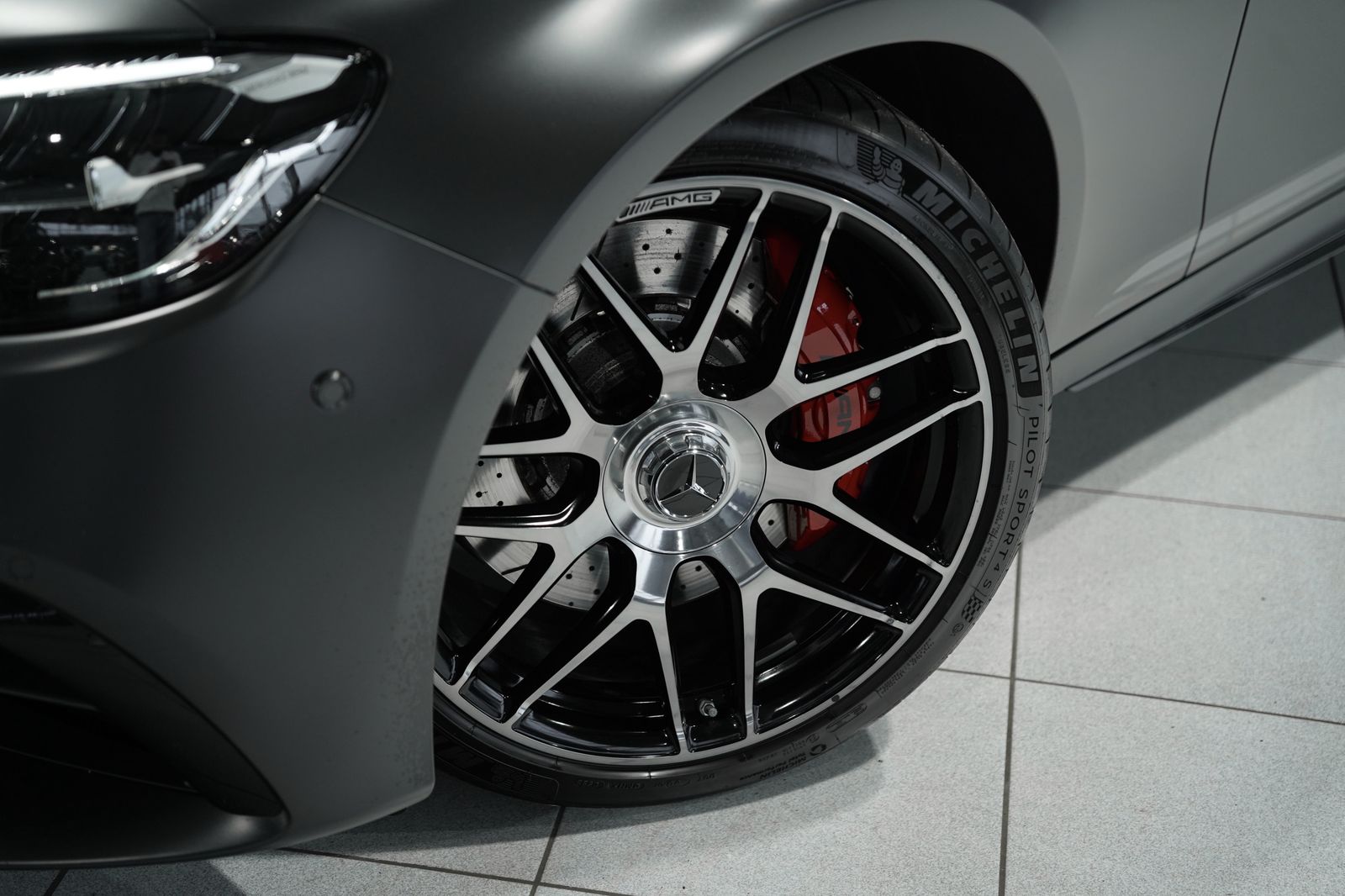 Mercedes Benz E 63 Amg