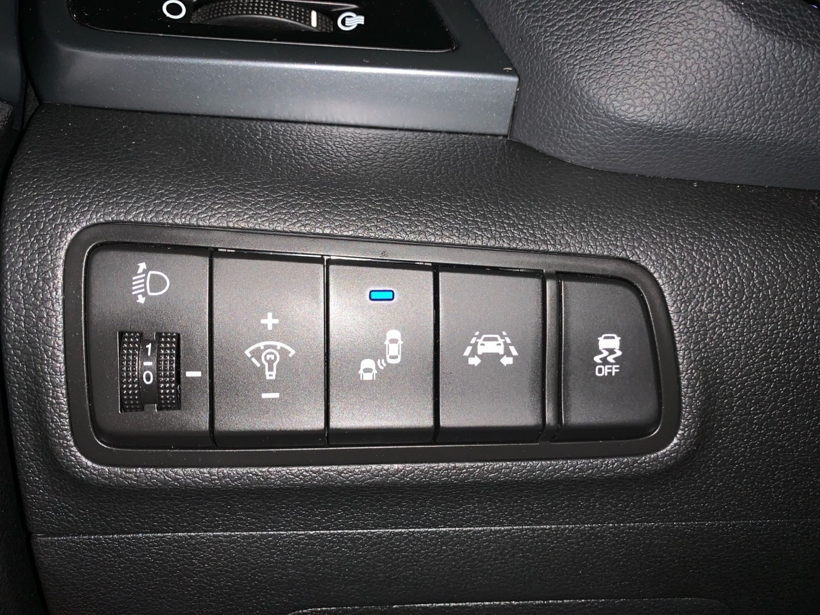 Fahrzeugabbildung Hyundai TUCSON 1.6 Passion Navi Allwetter