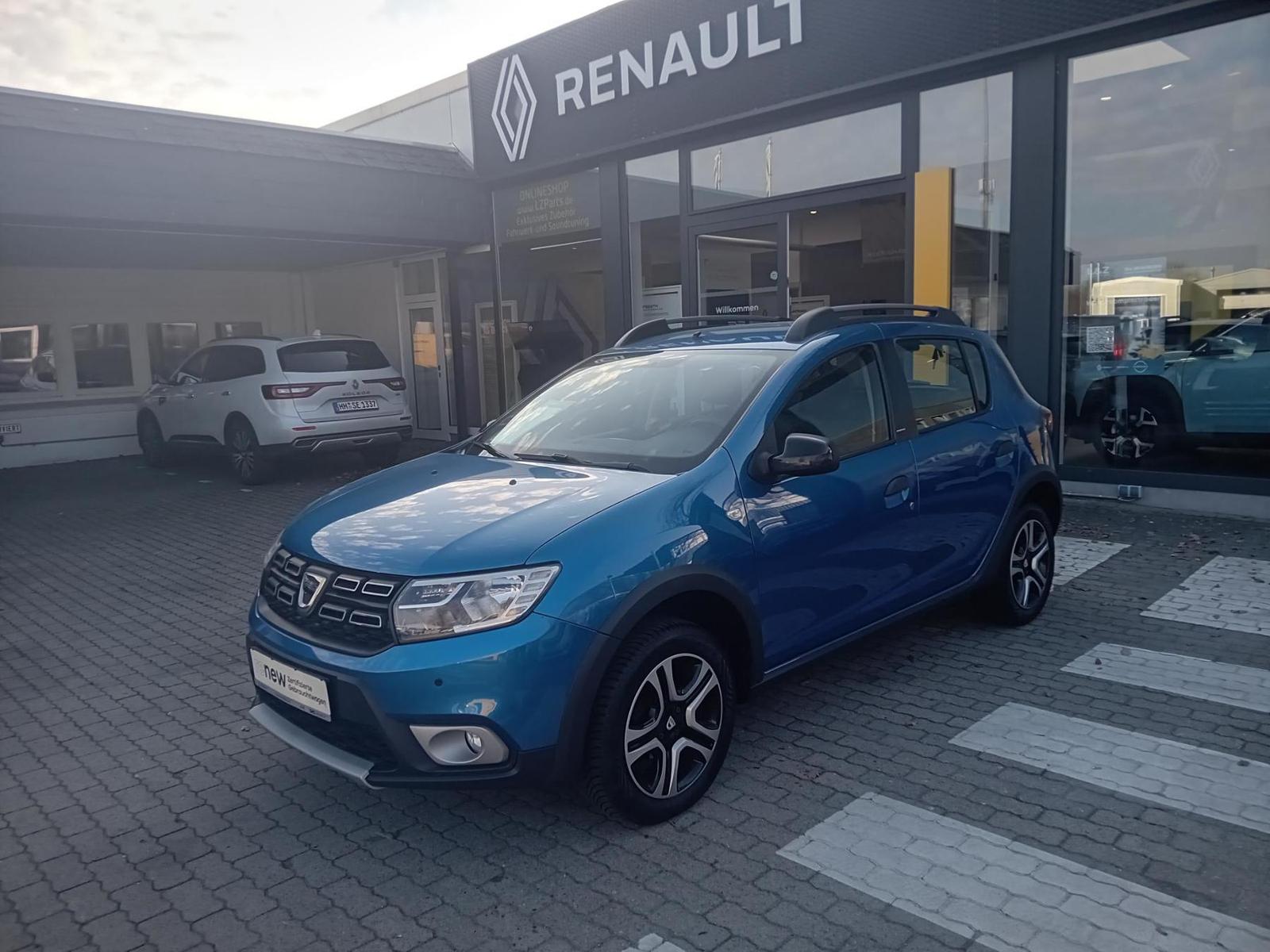 Dacia Sandero Stepway Celebration TCe90 GJR,AHK,Klima